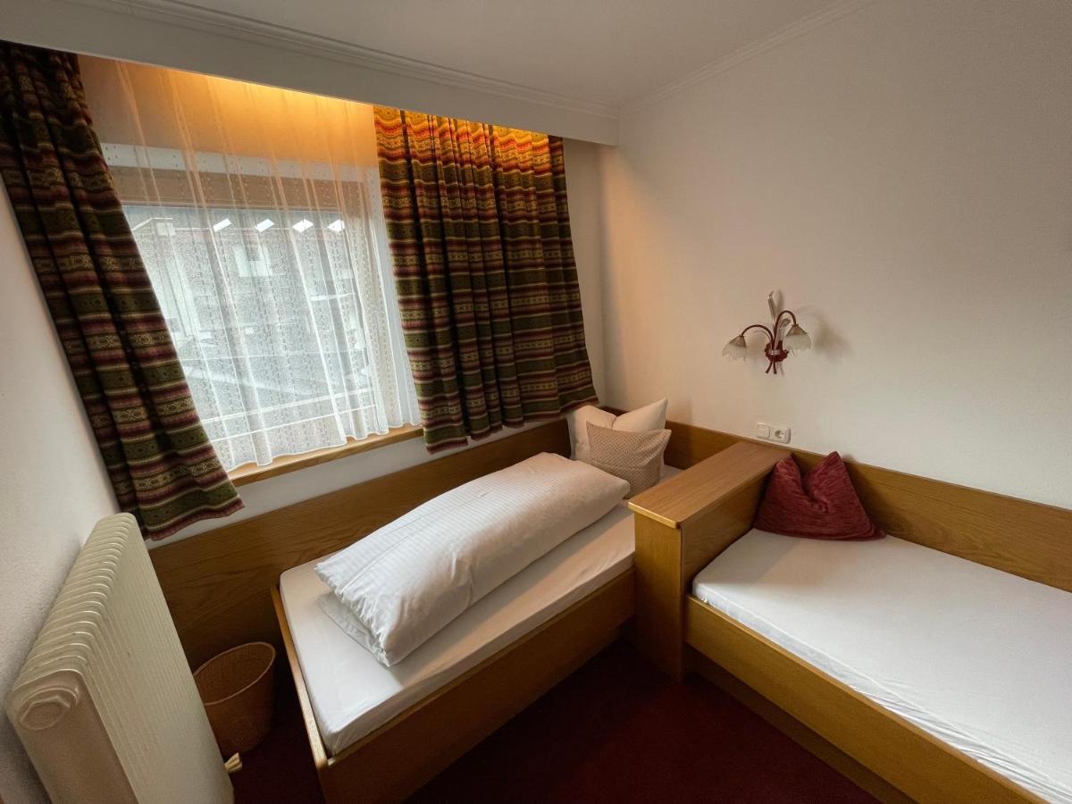 Gaestehaus Poell Mayrhofen Ngoại thất bức ảnh