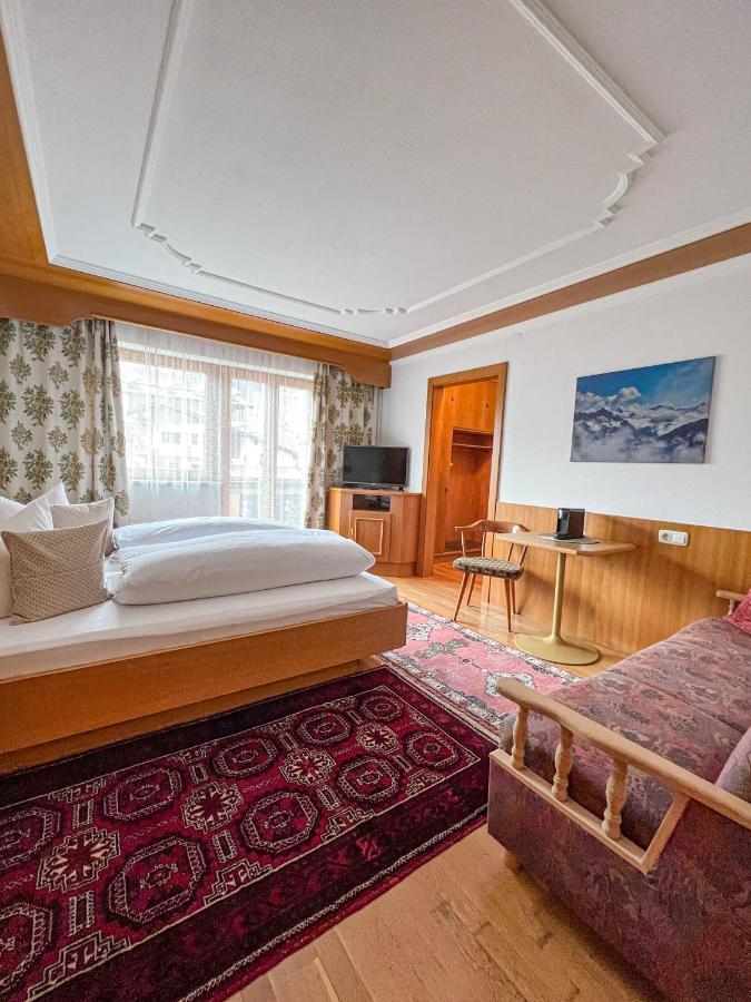 Gaestehaus Poell Mayrhofen Ngoại thất bức ảnh